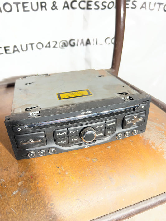 Auto-radio Peugeot Citroën RNEG