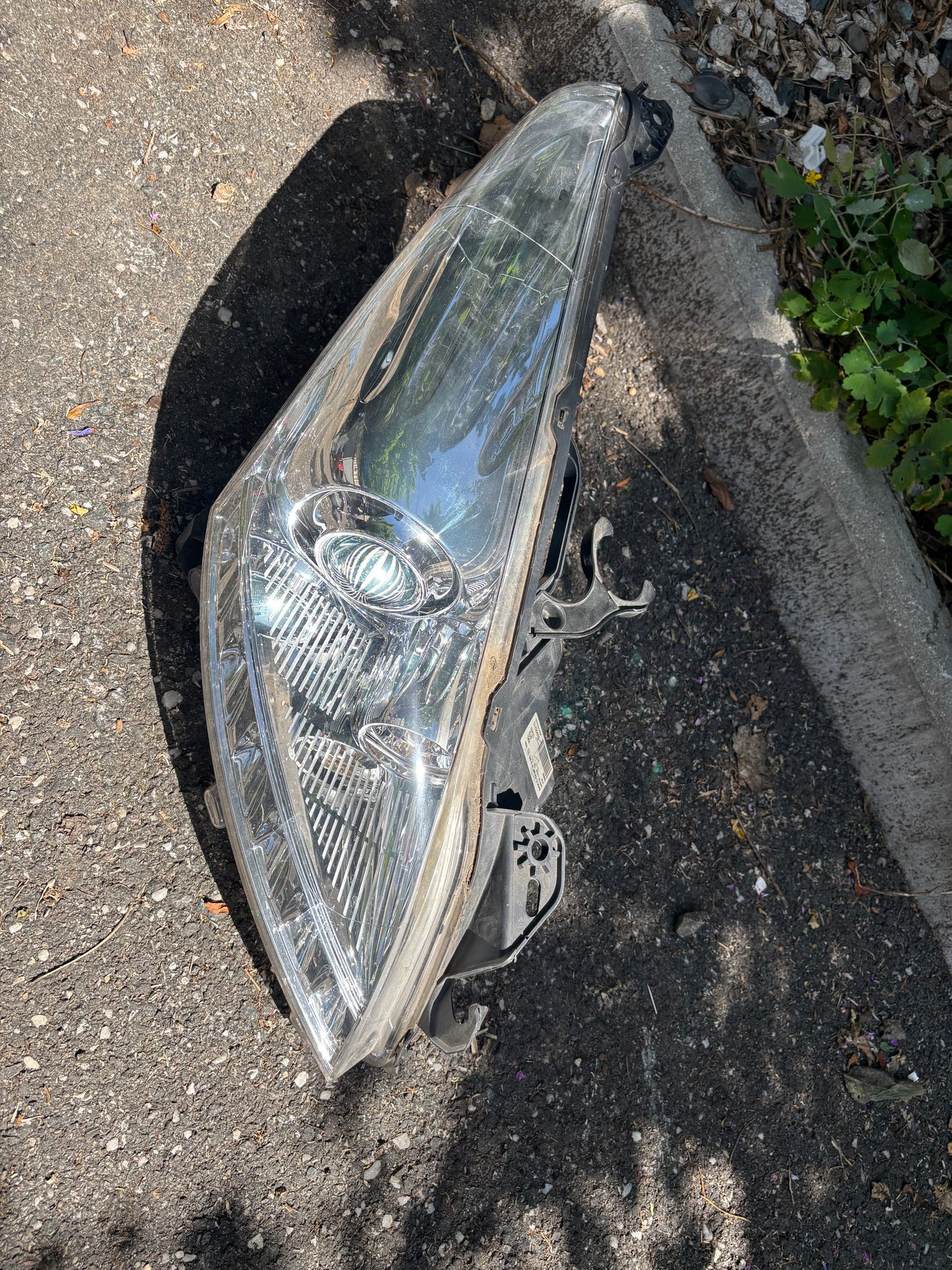 Phare avant droit Peugeot 3008 1