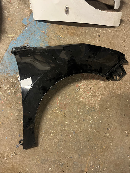 Aile avant droit Peugeot 3008 1  Noir