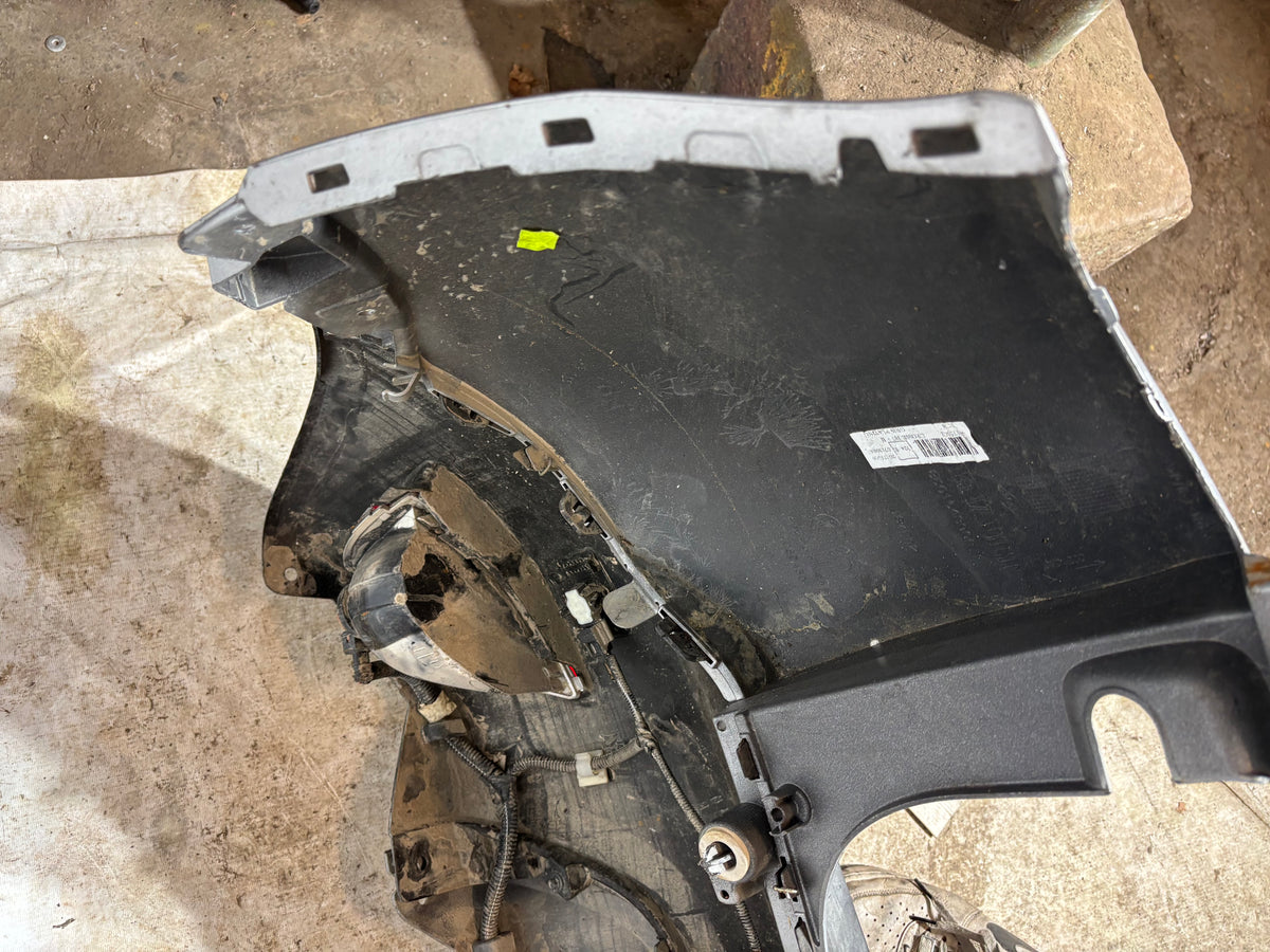Pare choc arrière Renault Captur 1 gris 1 seule crosse 850164390R