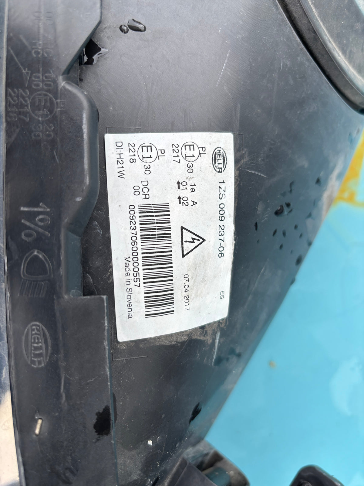 Phare avant droit Citroën C4 piacsso Xénon