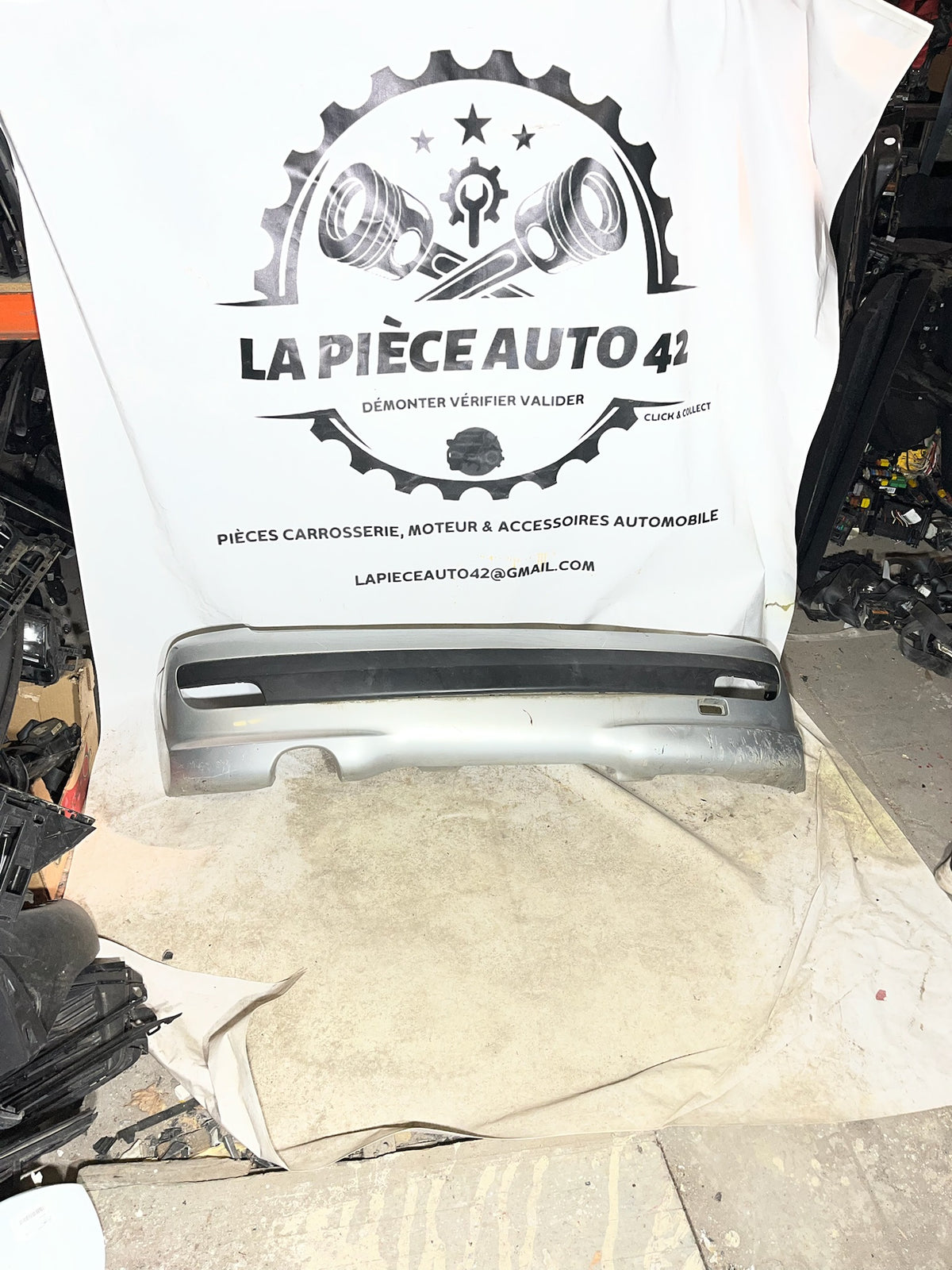Pare choc arrière Peugeot 206 gris