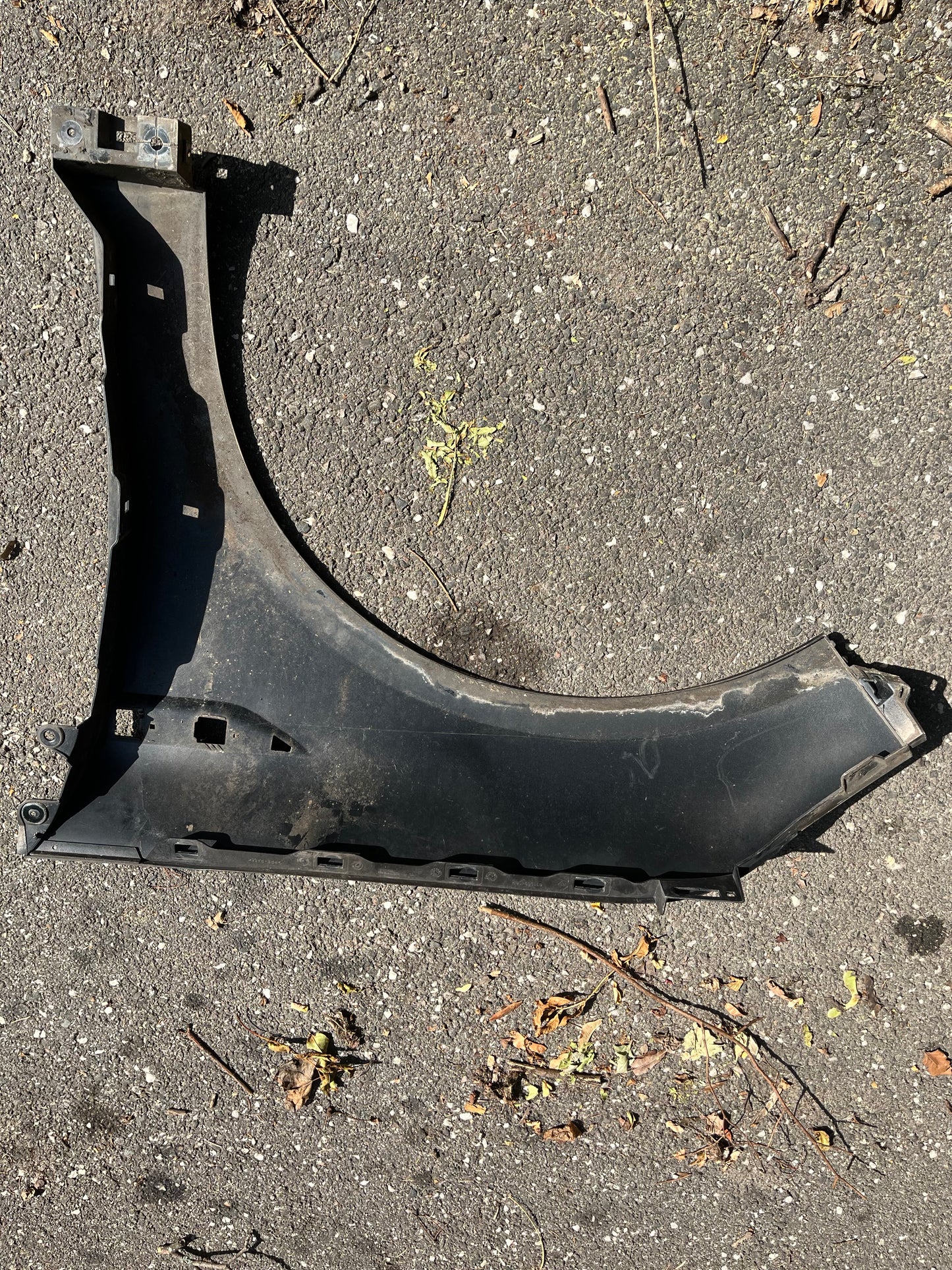 Aile AV Droite Renault Talisman 631009406R
