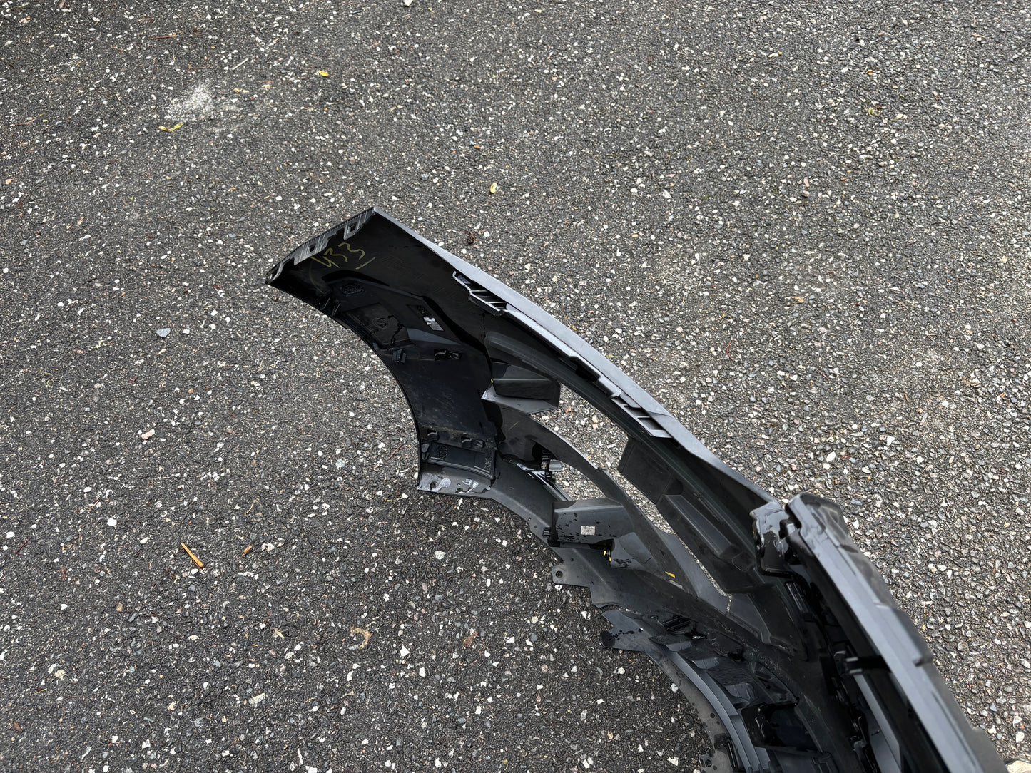 Pare choc avant noir Renault express ou Kangoo 3