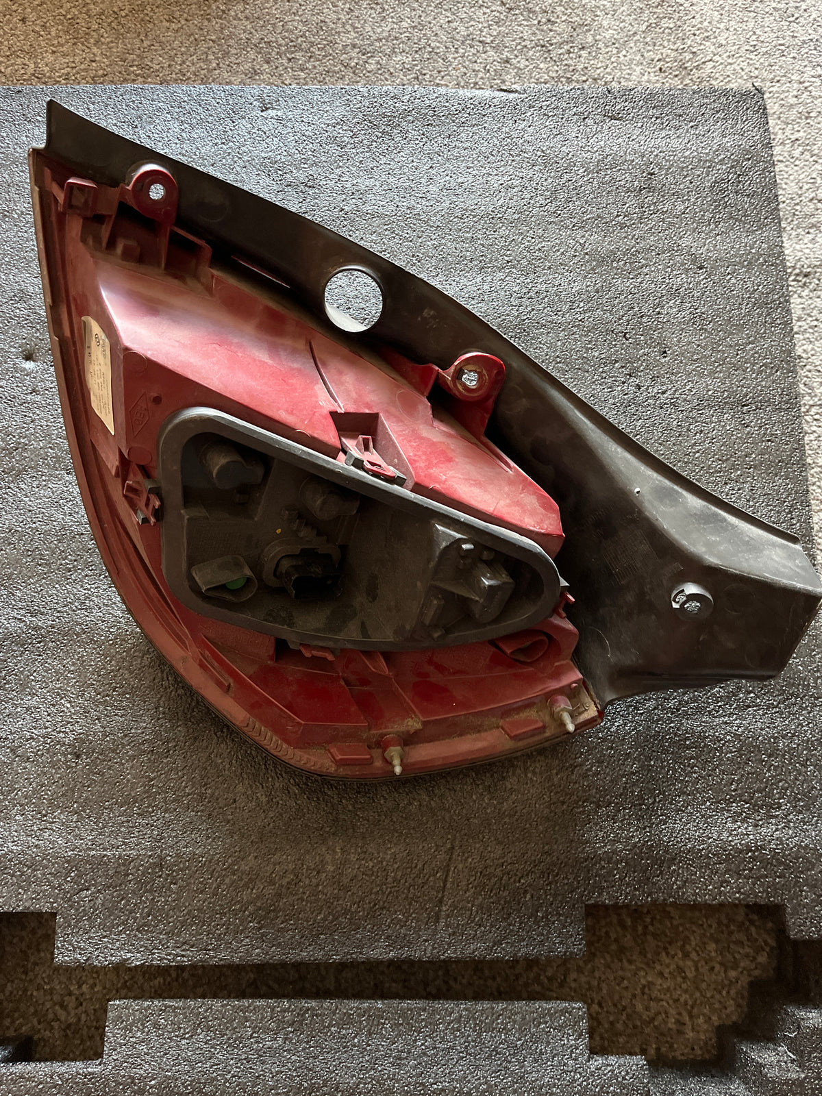 Feux arrière gauche Renault Clio 3 Fumée
