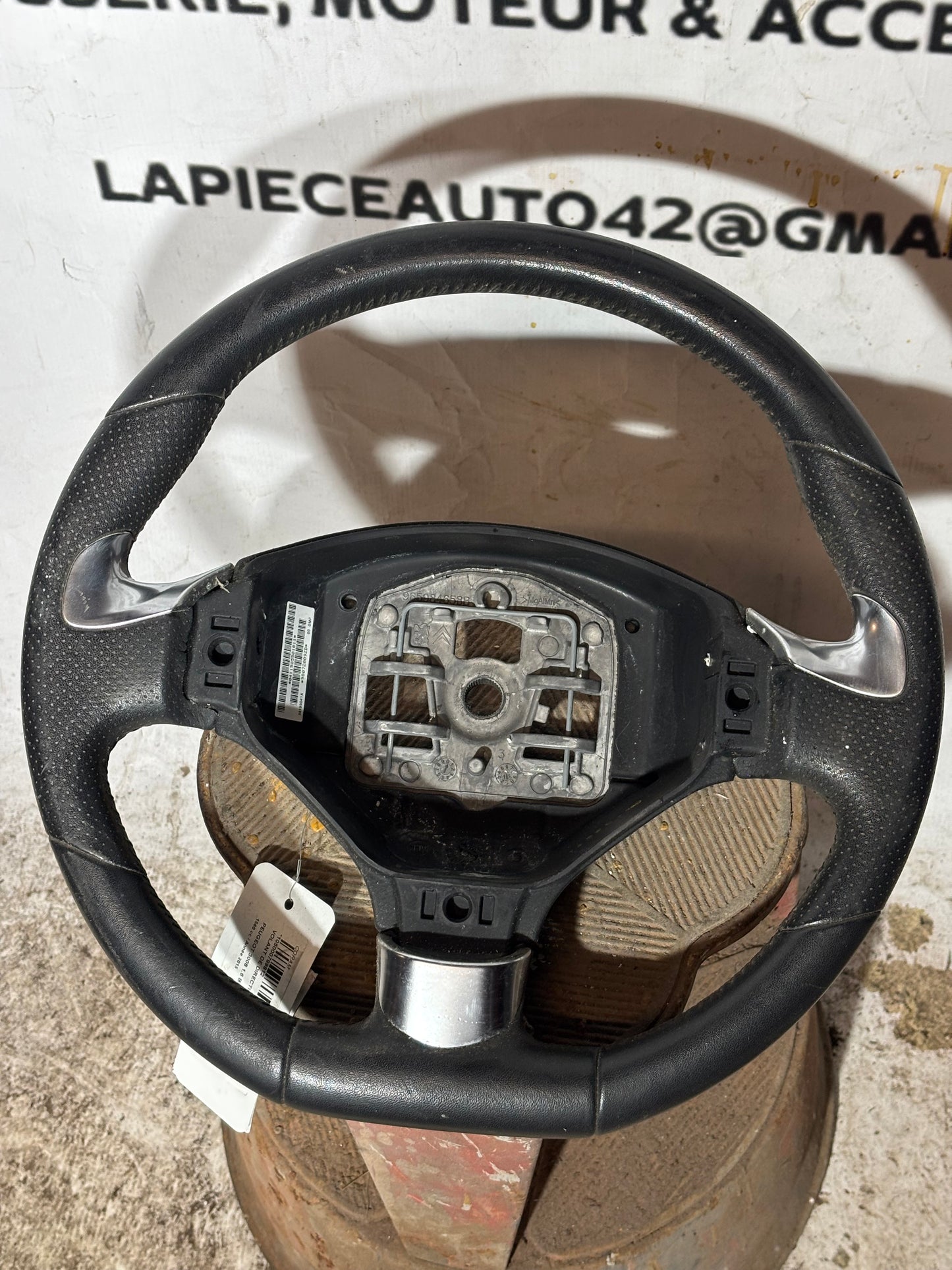 Volant Peugeot 5008 1