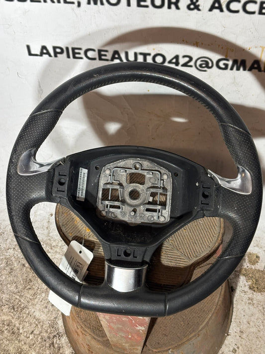 Volant Peugeot 5008 1
