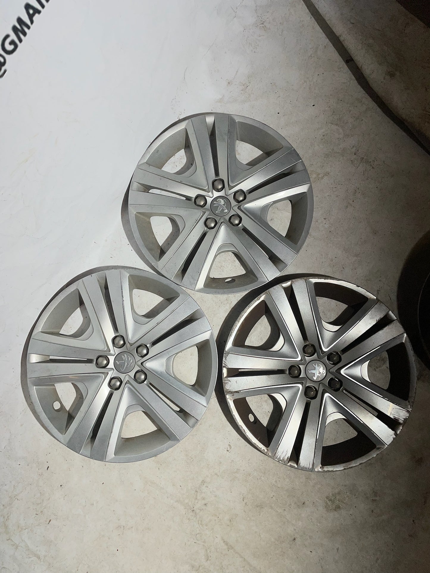 Enjoliveur Peugeot 208