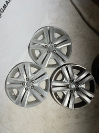 Enjoliveur Peugeot 208