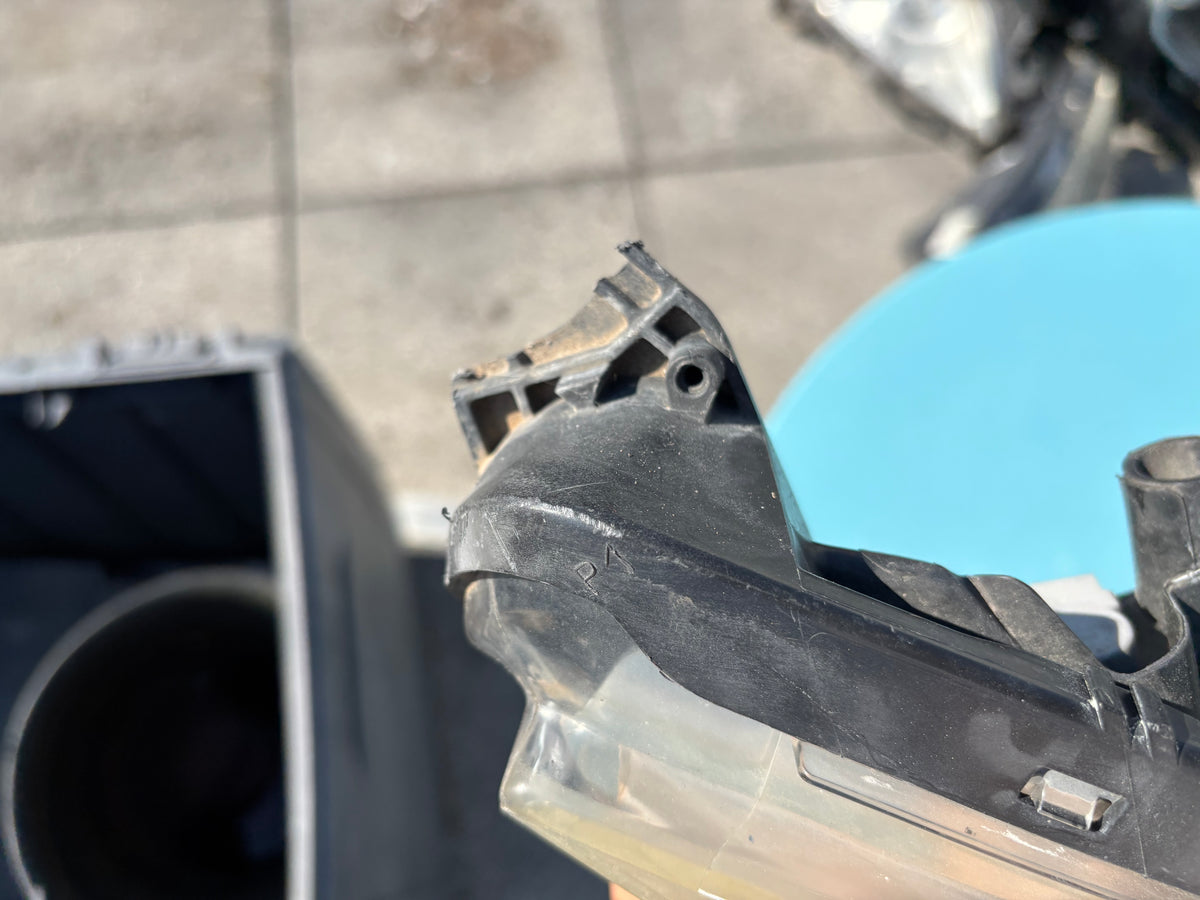 Phare avant droit Renault Scenic 3 phase 3