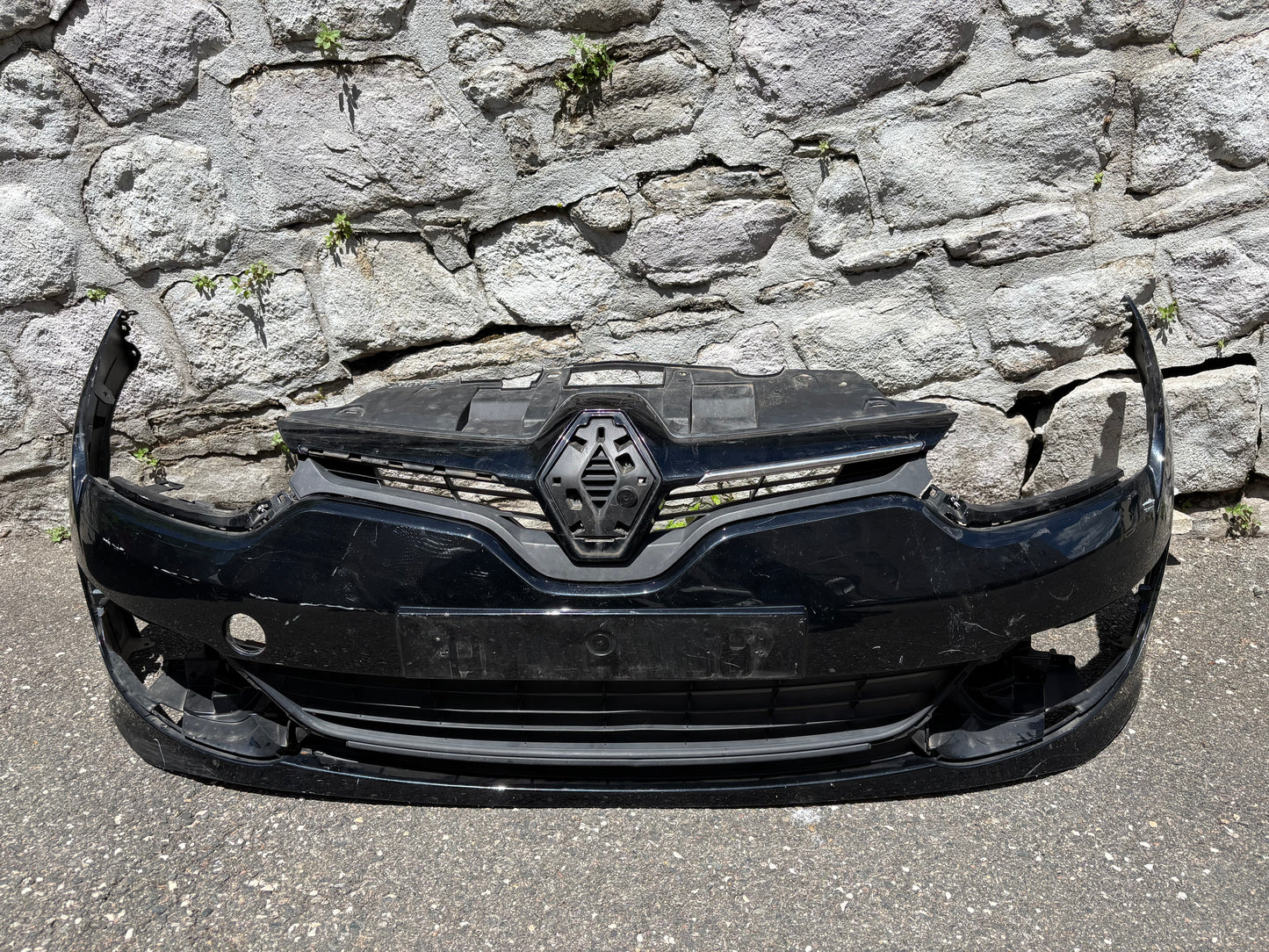 Pare choc avant Renault Megane 3 noir