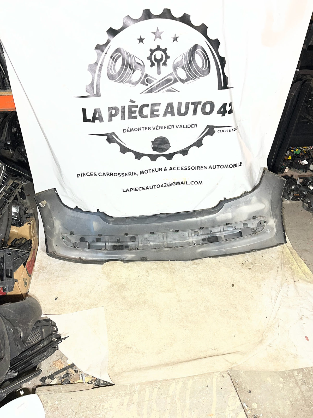 Pare choc arrière Peugeot 207 noir