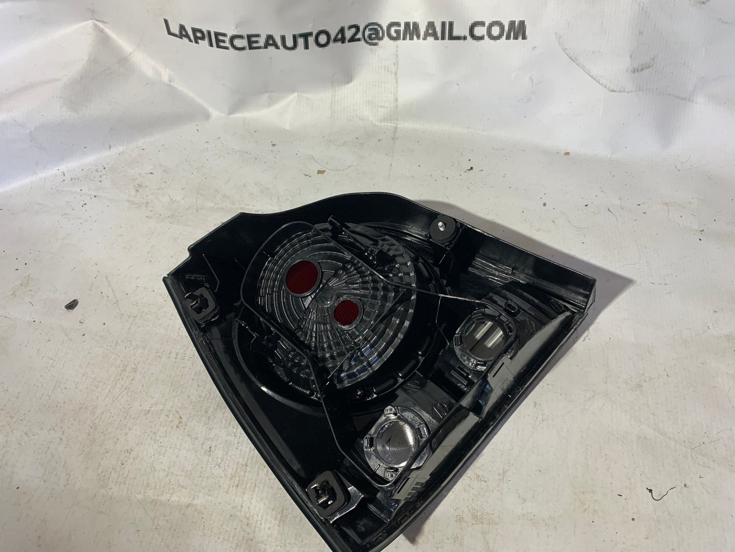 Feu arrière droit Volkswagen polo 4 phase 2 NEUF