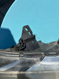 Phare avant gauche Renault Clio 4