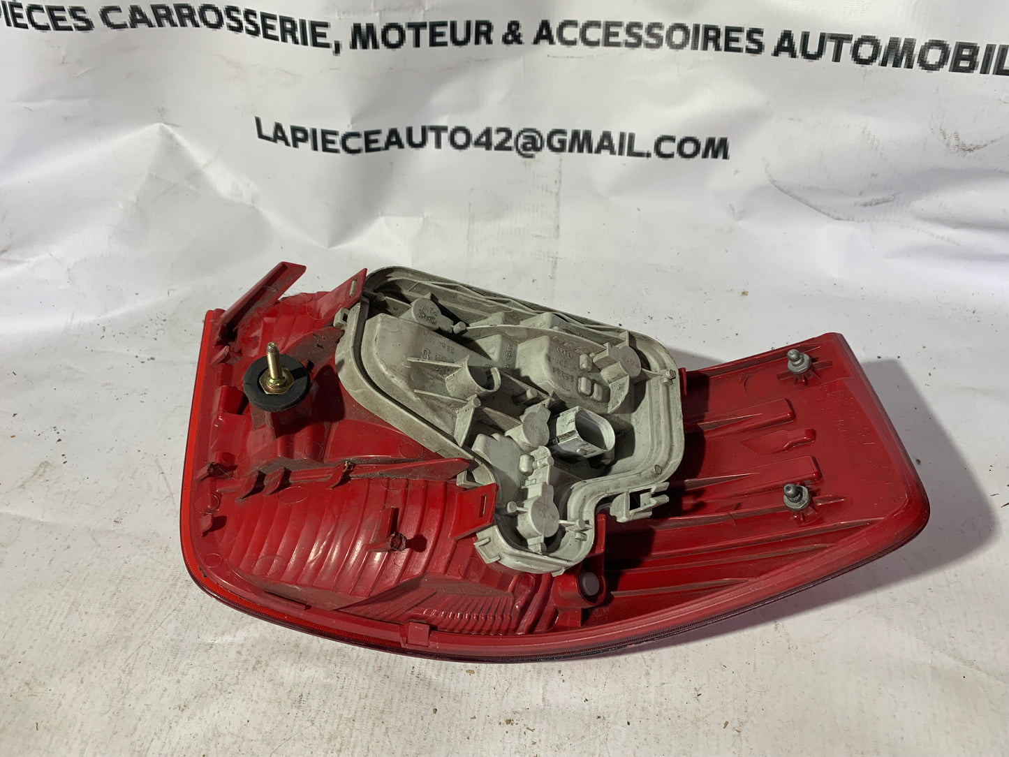 Feu arrière droit Audi A3 8P phase 1 3 portes