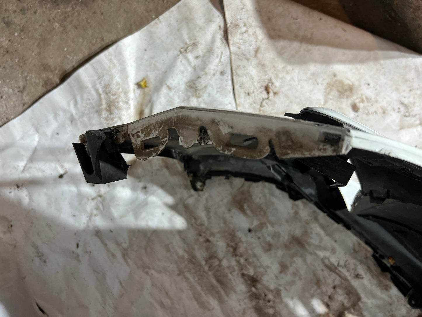 Pare chocs avant Peugeot 308 t7 Blanc