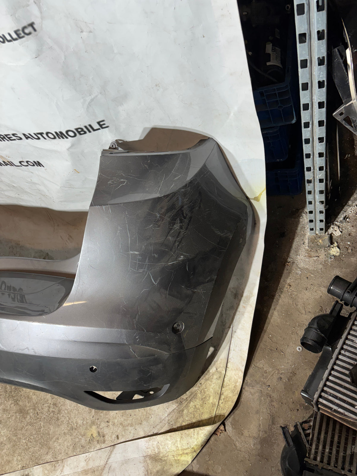 Pare choc arrière Renault Scenic 4 gris anthracite 850228896R