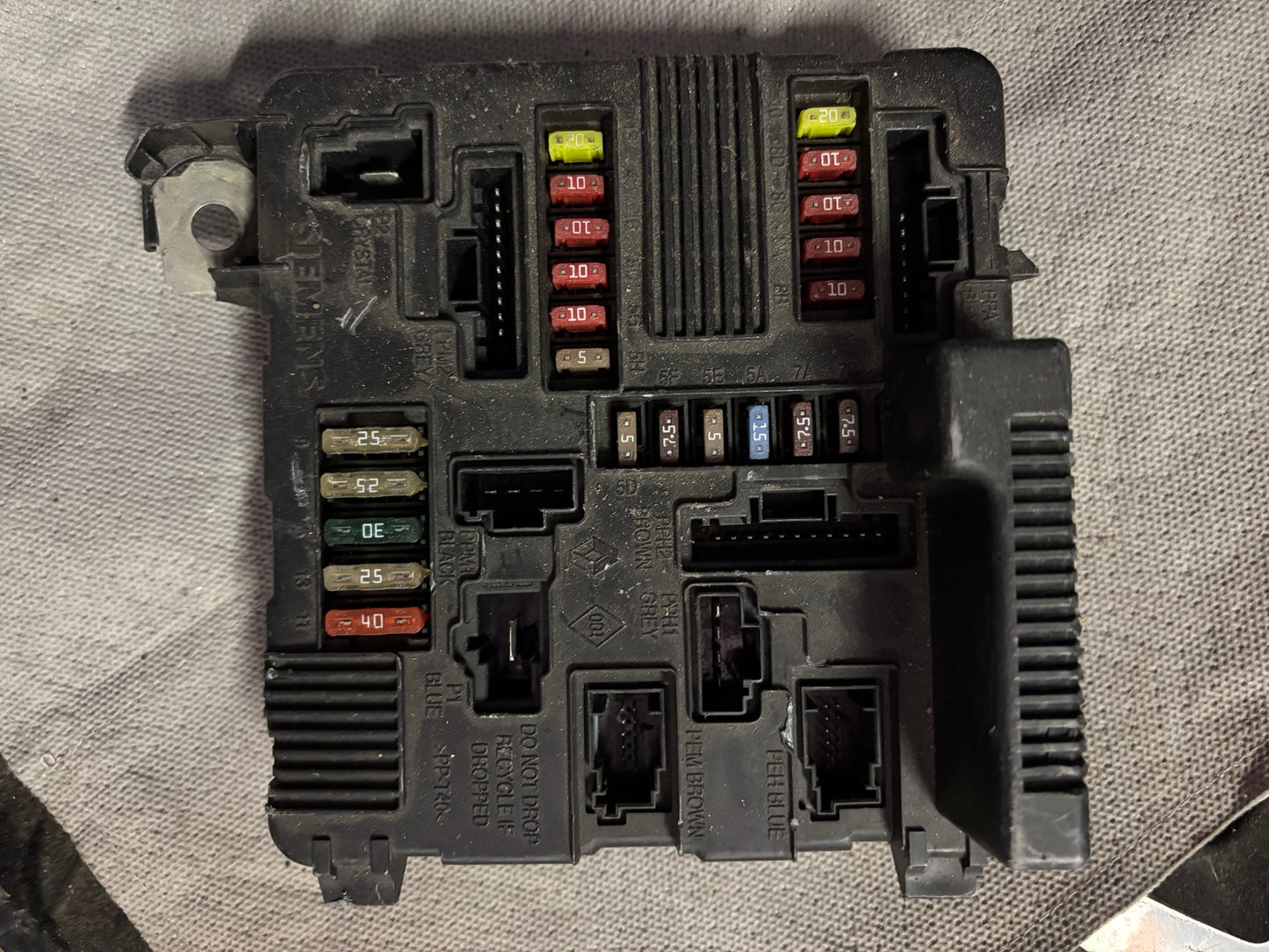 Upc 8200306033B Renault Megane  2
