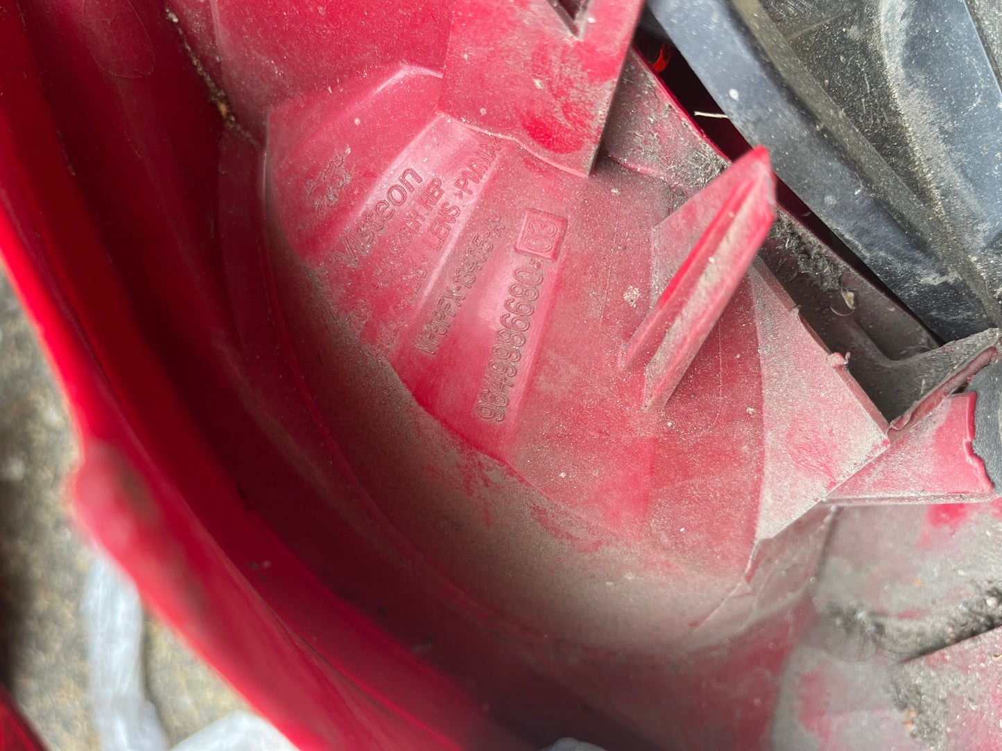 Feu AR Gauche 9649986680 Peugeot 207