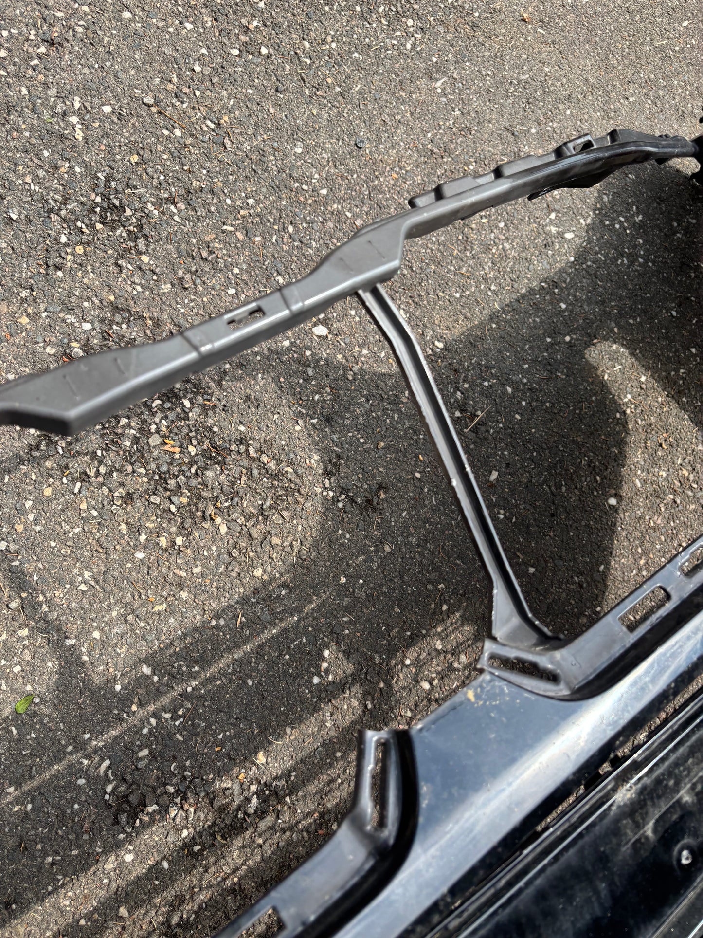 Pare choc avant BMW X1 U11 noir