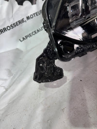 Phare avant gauche Peugeot 208 2 Full Led (Kit de réparation)