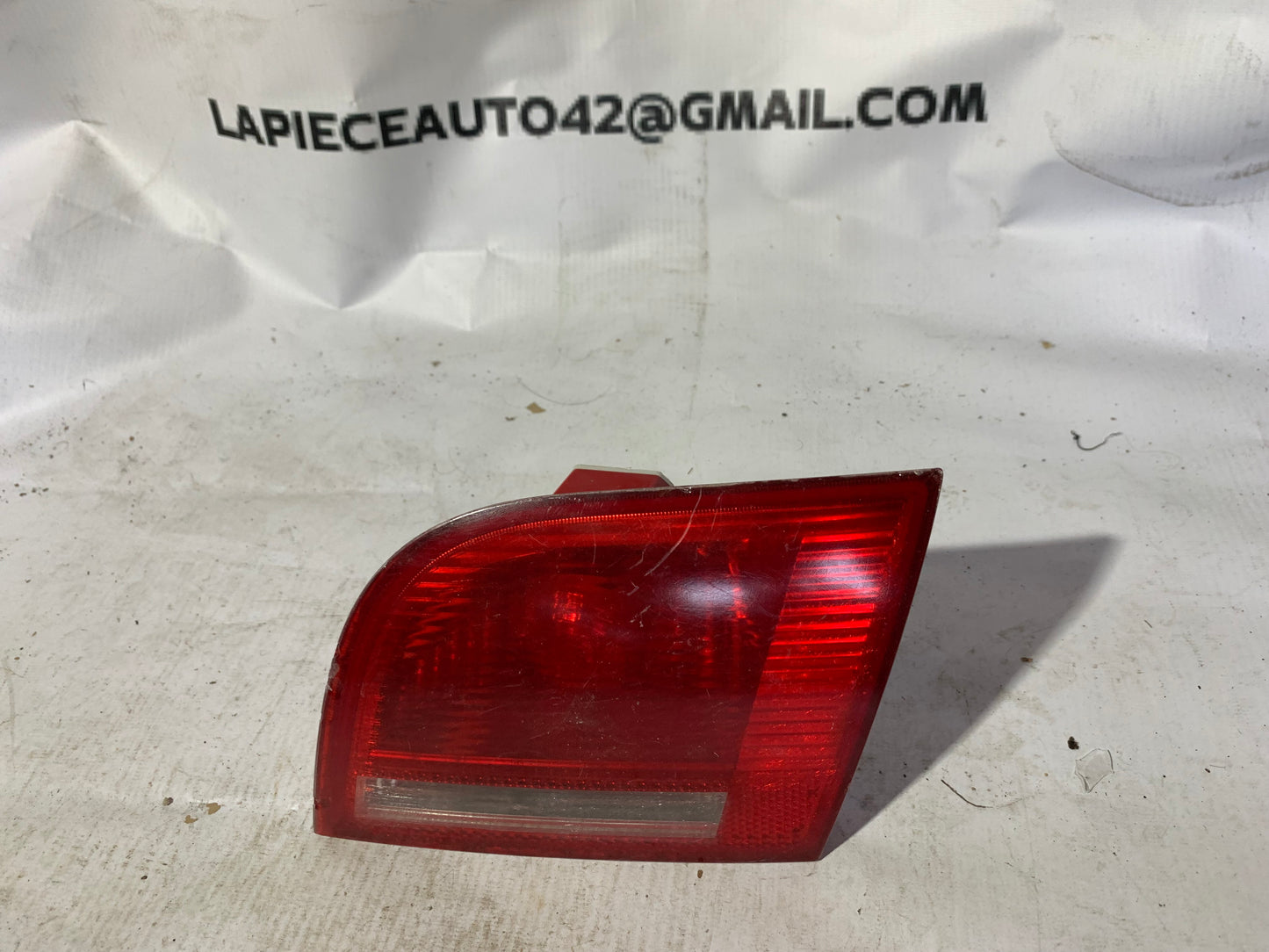 Feu arrière droit intérieur Audi A3 8P