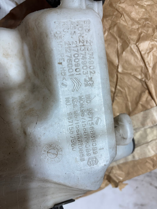 Réservoir de lave glace Peugeot Partner / Citroën Berlingo