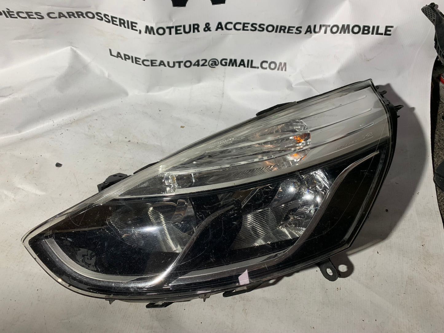 Phare avant gauche Renault Clio 4 phase 1 avec kit de réparation