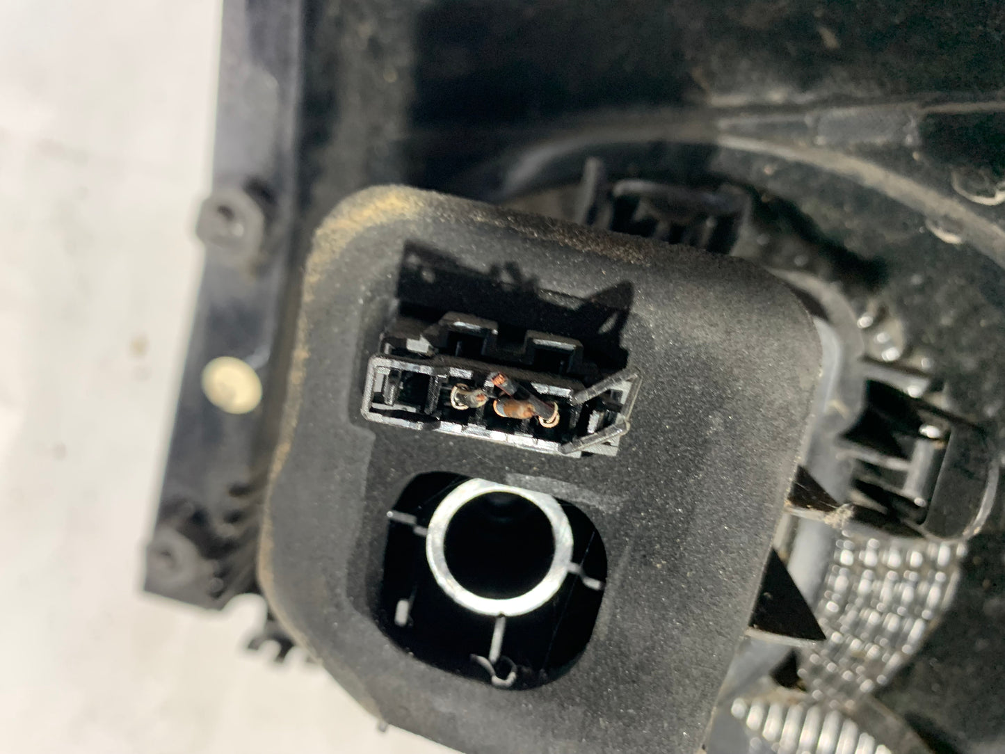 Feu arrière gauche extérieur Volkswagen golf 6