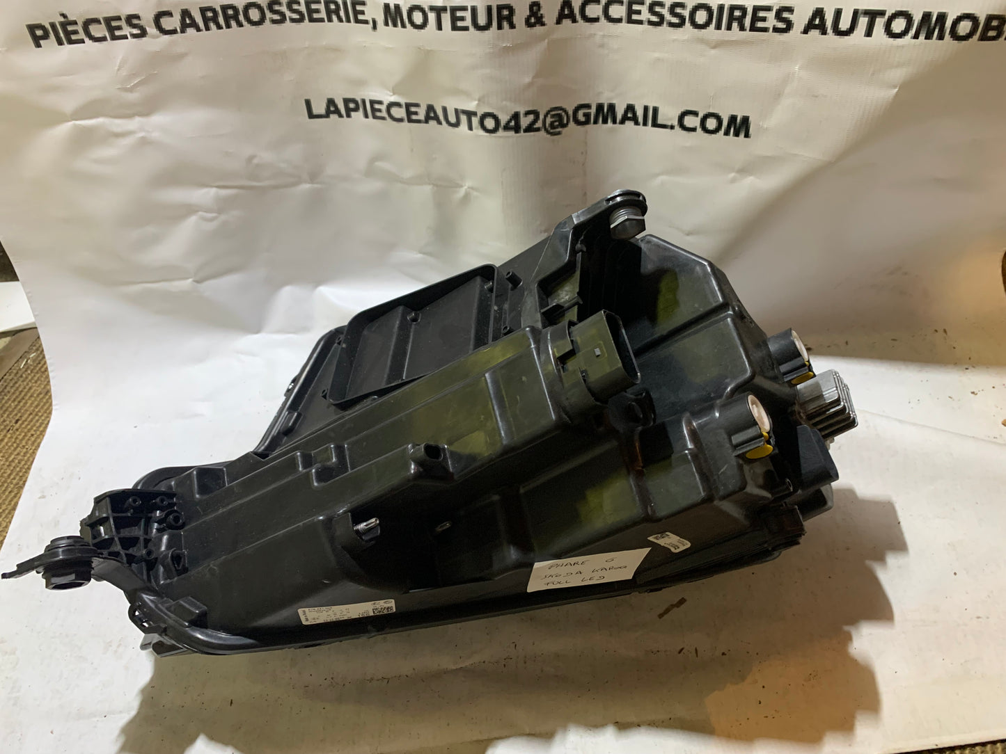 Phare avant gauche Skoda Karoq full led (57B)