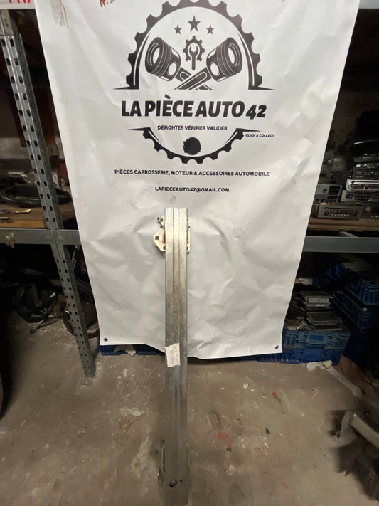 Renfort avant Citroen C4 2 (B7) ou ds4