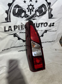Feux arrière gauche Peugeot Partner / Citroen Berlingo 2 2008-2012