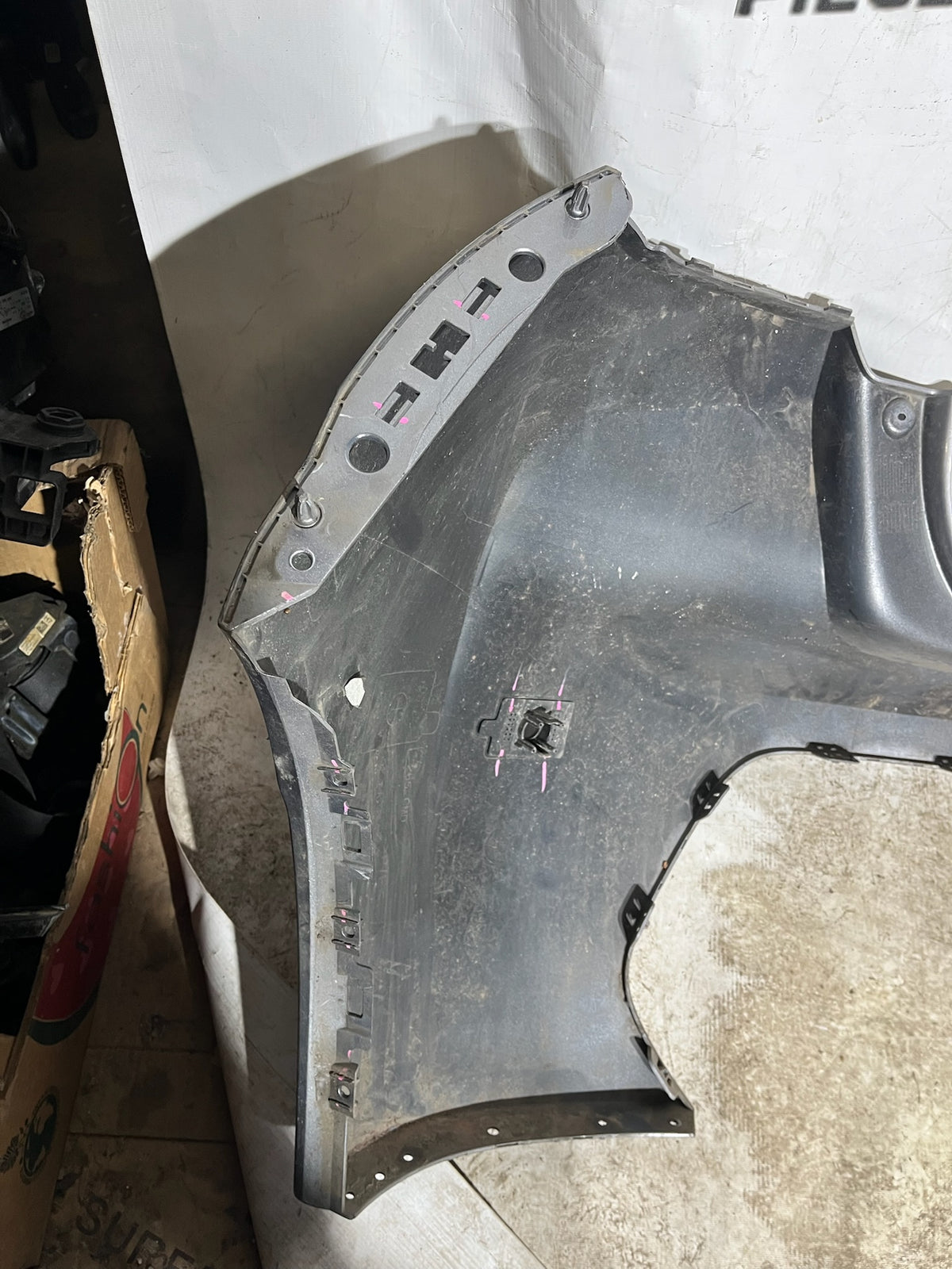 Pare choc arrière Peugeot 208 2 gris