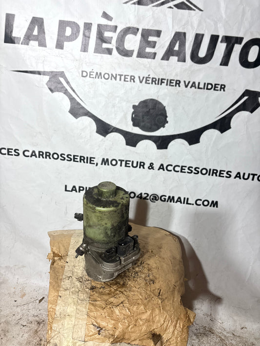 Pompe de direction assistée Volkswagen Polo 4