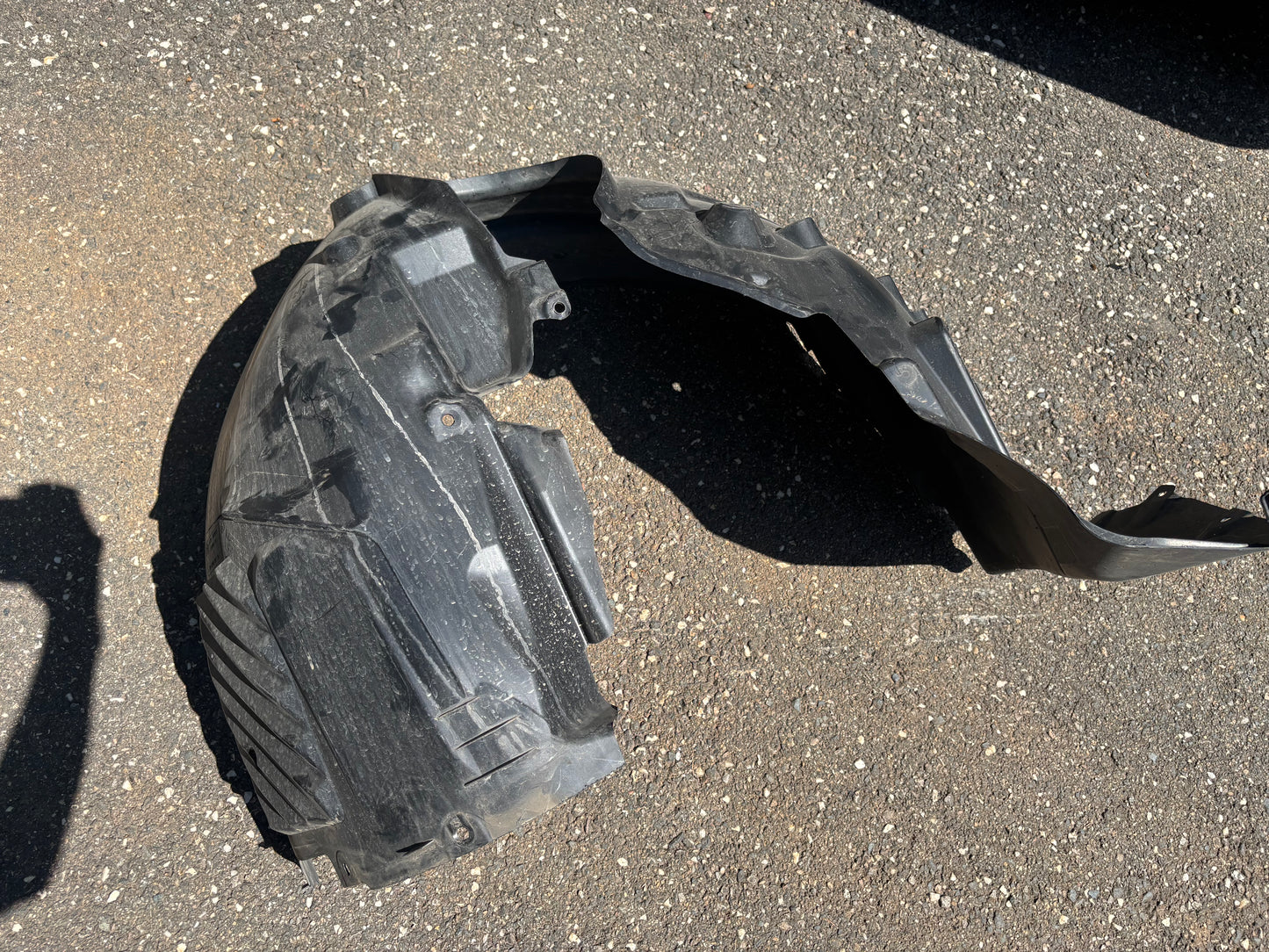 Pare boue avant gauche BMW F40 F44