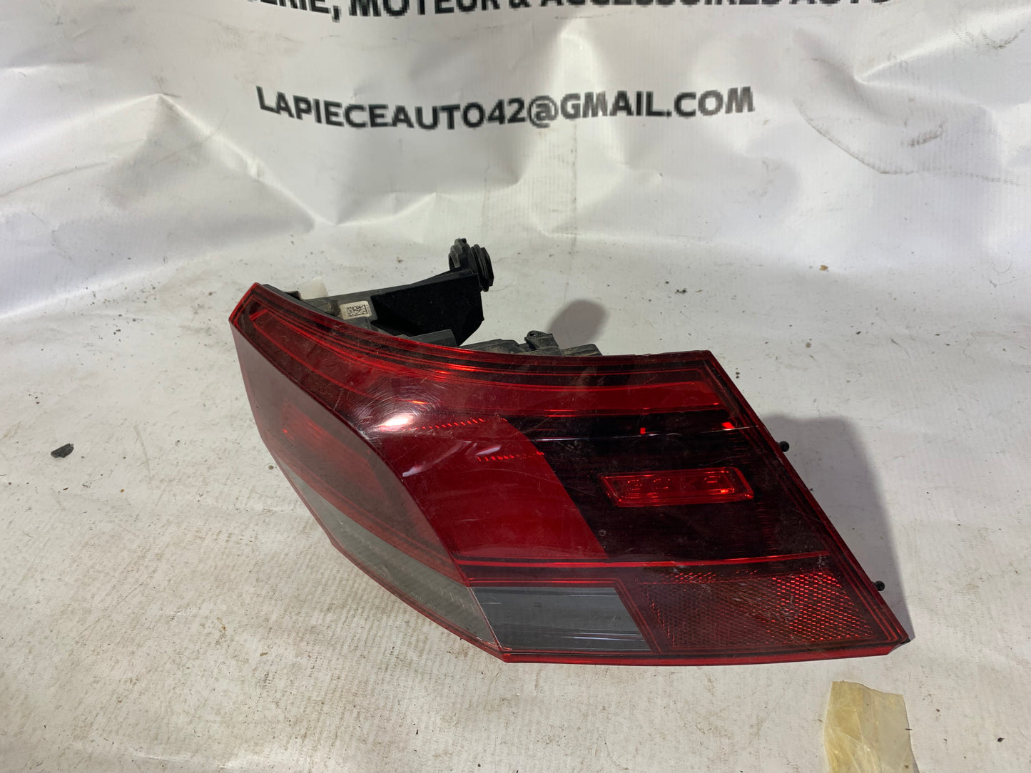Feu arrière droit Volkswagen golf 8