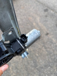Lève vitre avant gauche Dacia Dokker