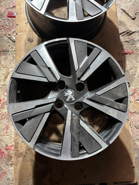 Jante Peugeot 208 17 pouces