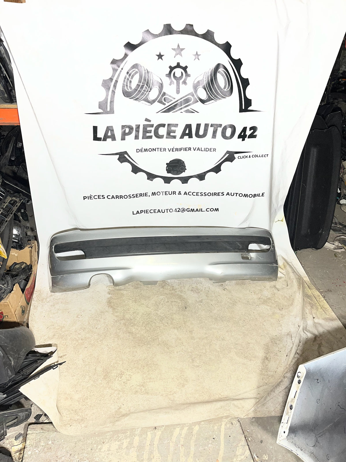 Pare choc arrière Peugeot 206+ gris