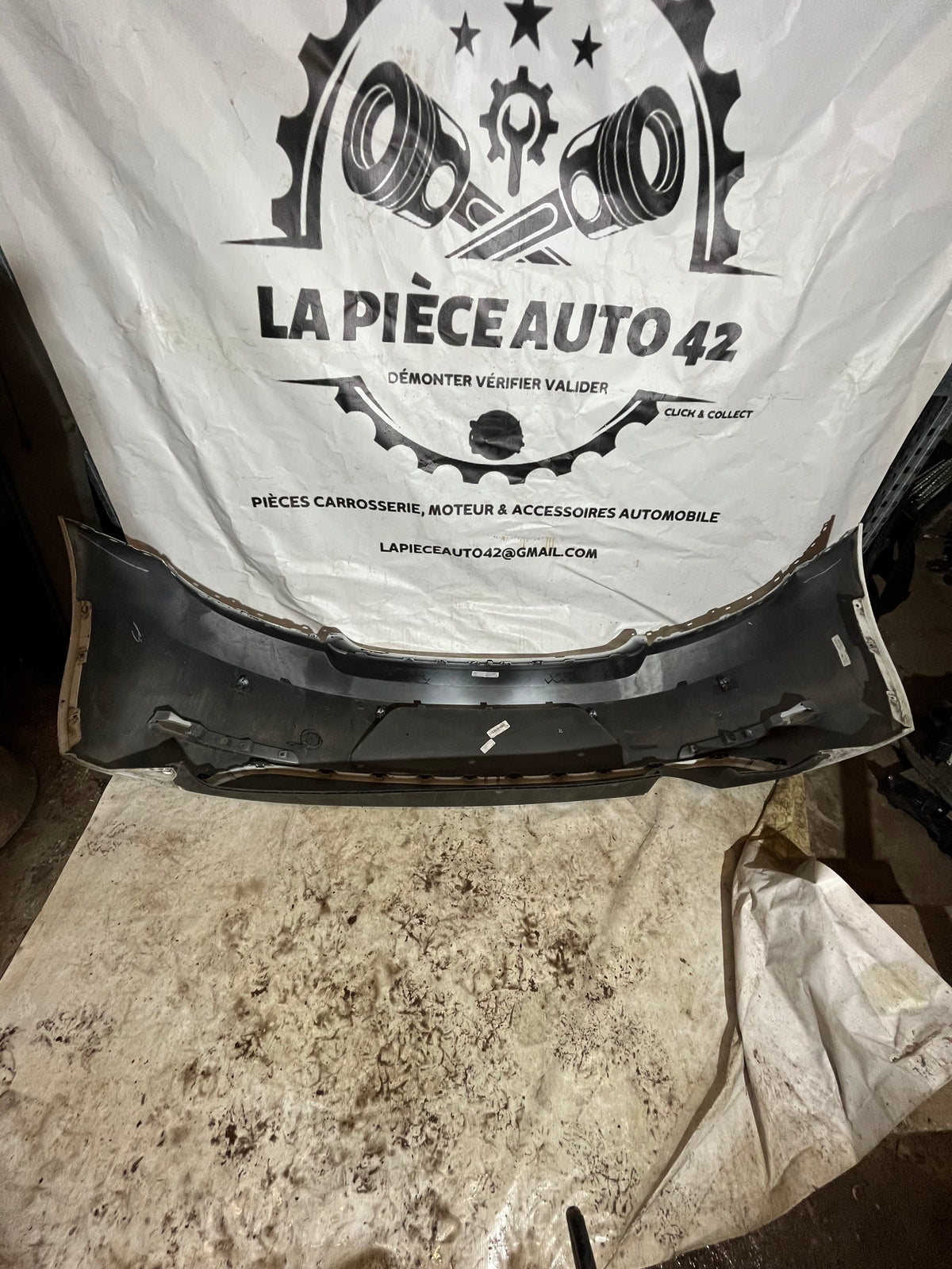 Pare choc arrière Volkswagen New Beetle blanc