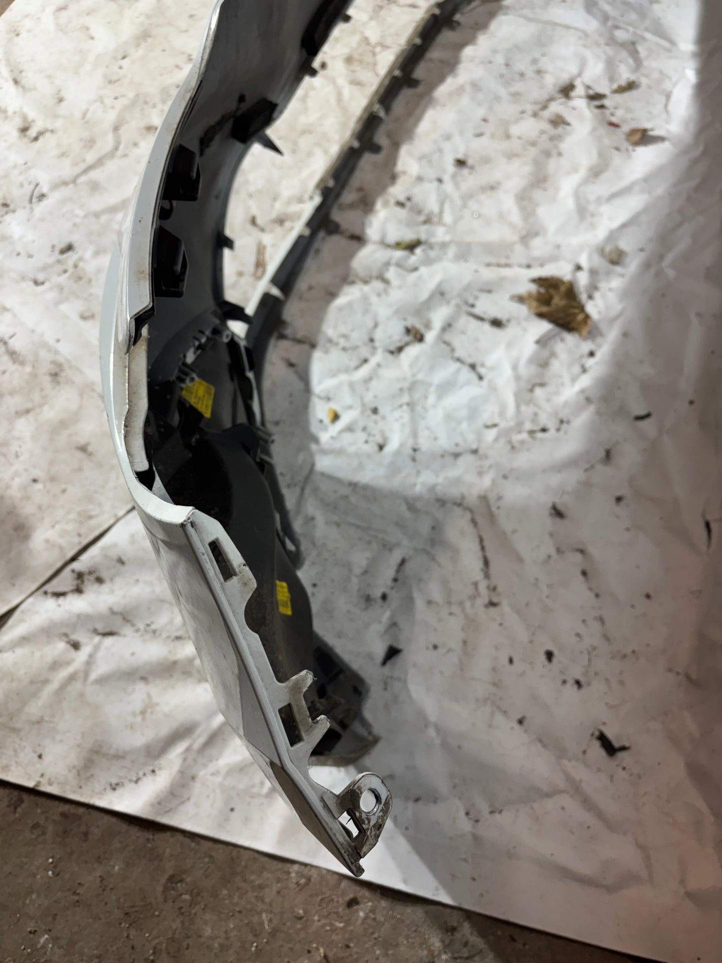 pare-chocs avant Renault Clio 5(V)