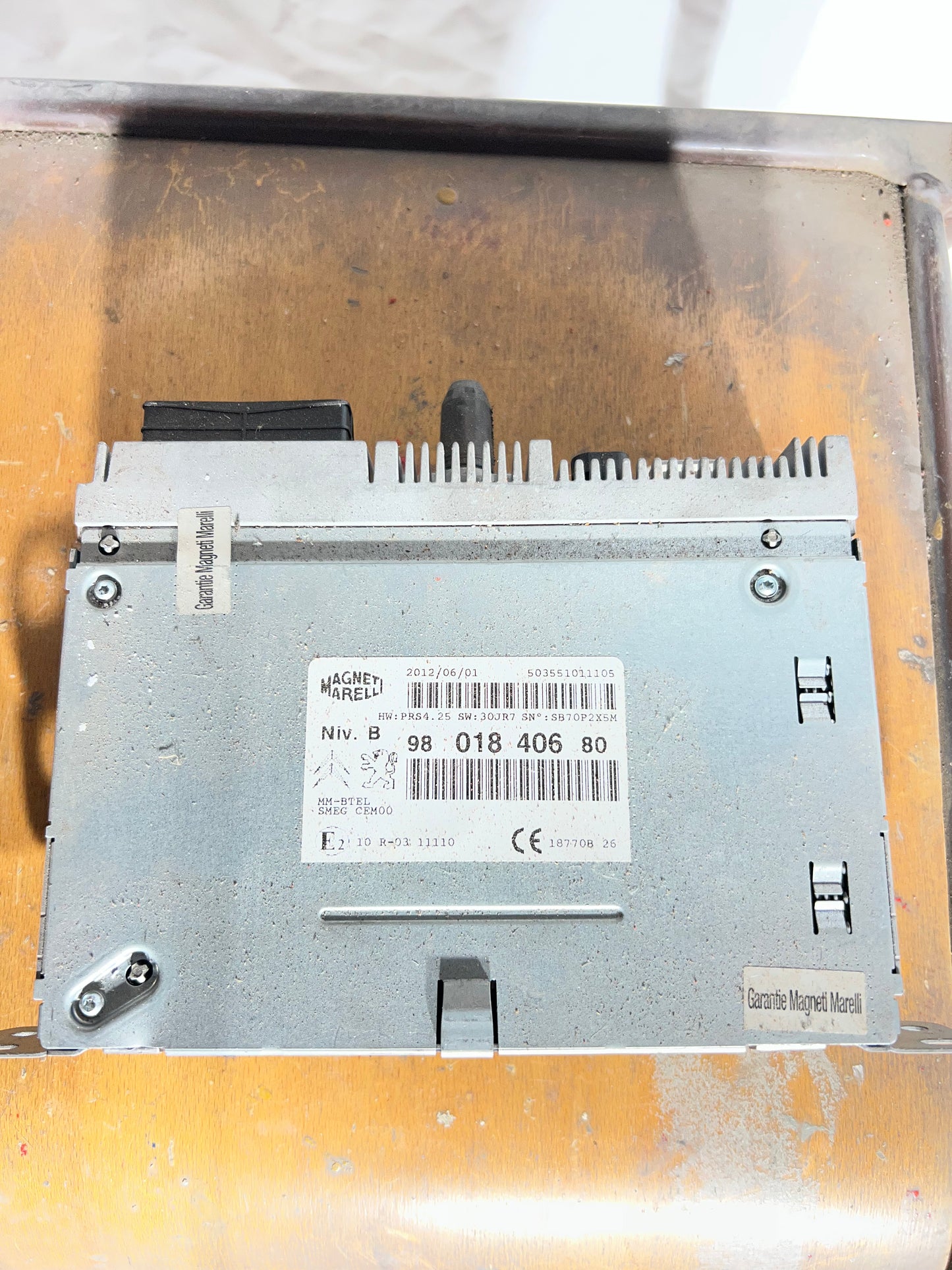 Auto-radio Peugeot Citroën Smeg