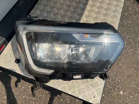 Phare avant droit Renault Master 3