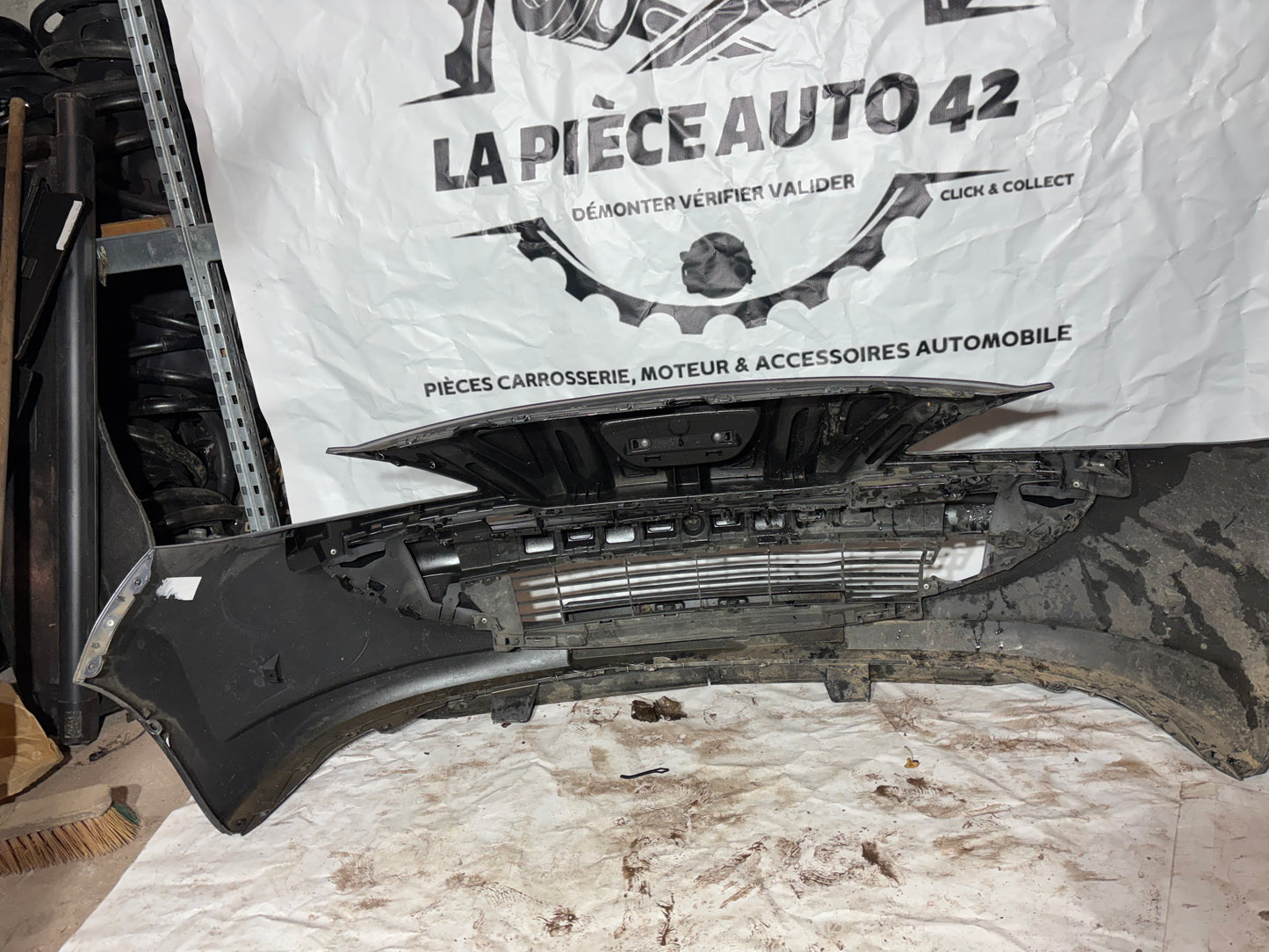pare-chocs avant Peugeot 206 + ￼