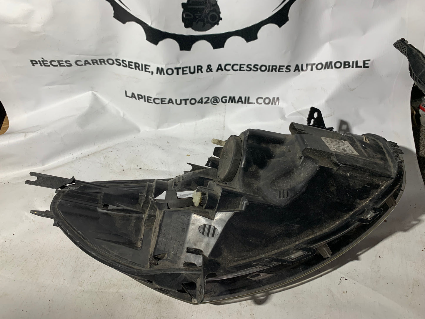 Phare avant gauche Renault Clio 4 phase 1 avec kit de réparation