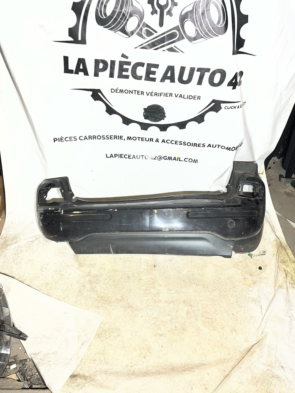 pare-chocs arrière Citroën C3 Picasso noir