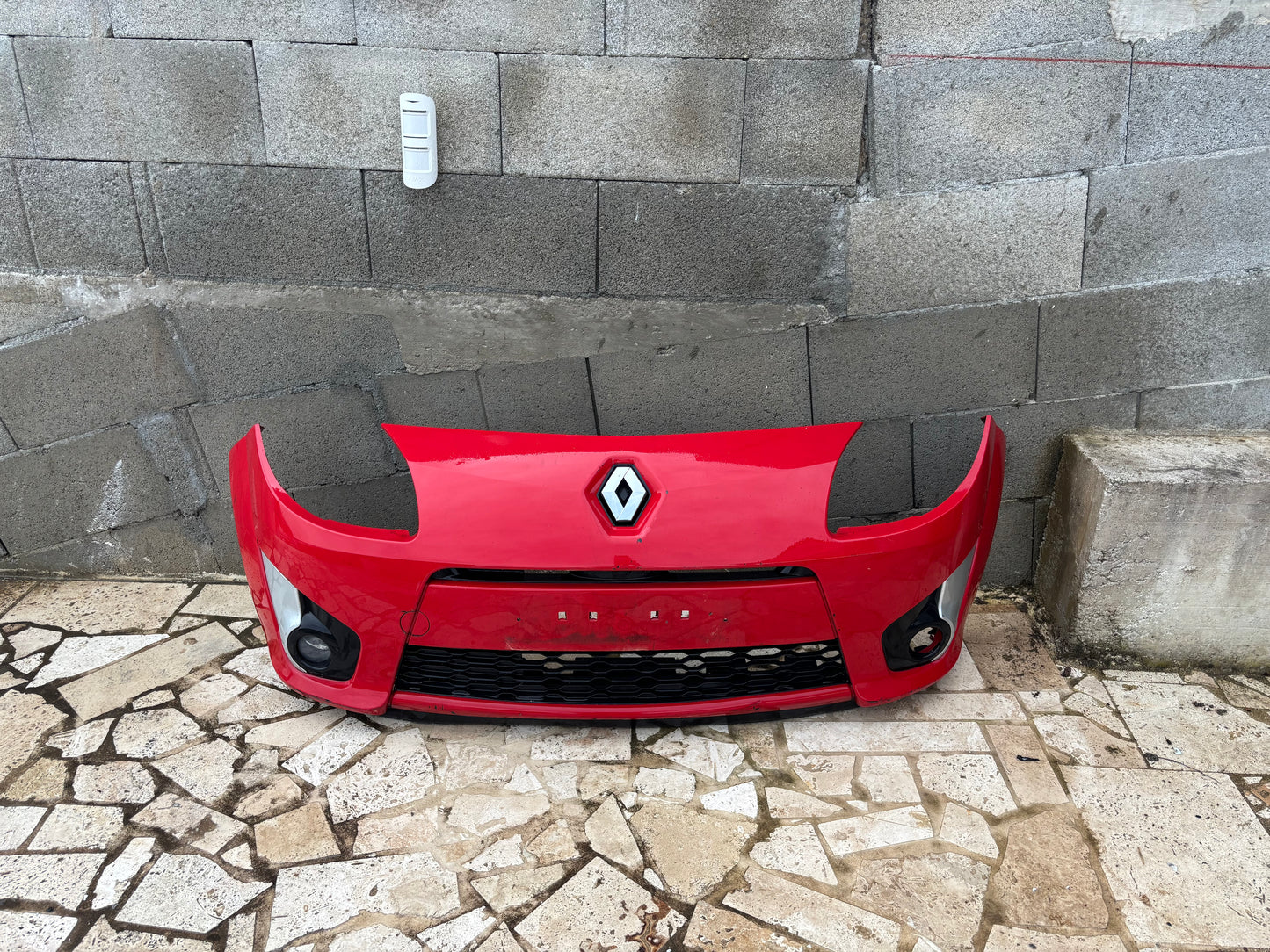 Pare choc avant Renault Twingo 2 Rouge