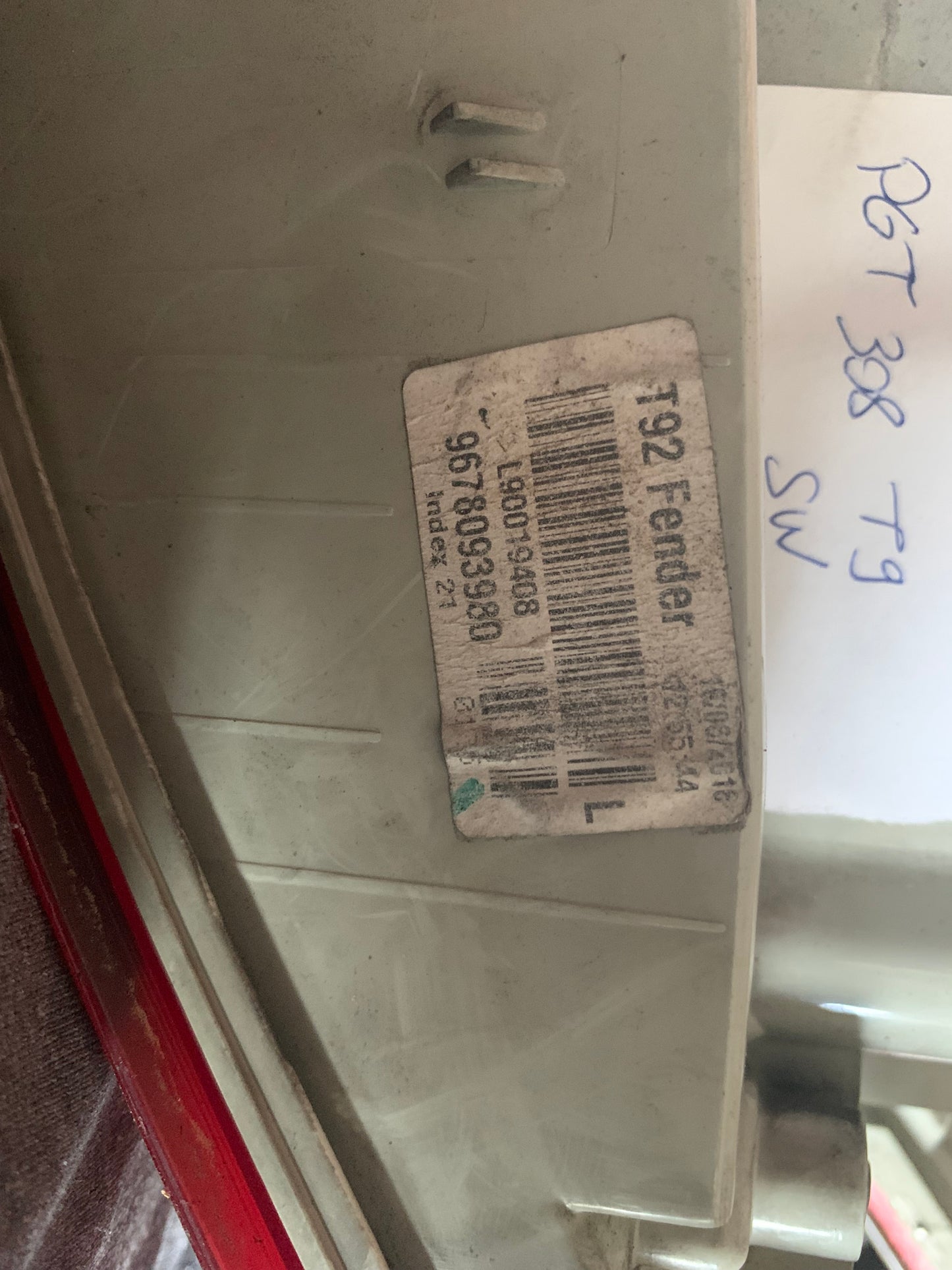 Feu arrière gauche Peugeot 308 T9 SW