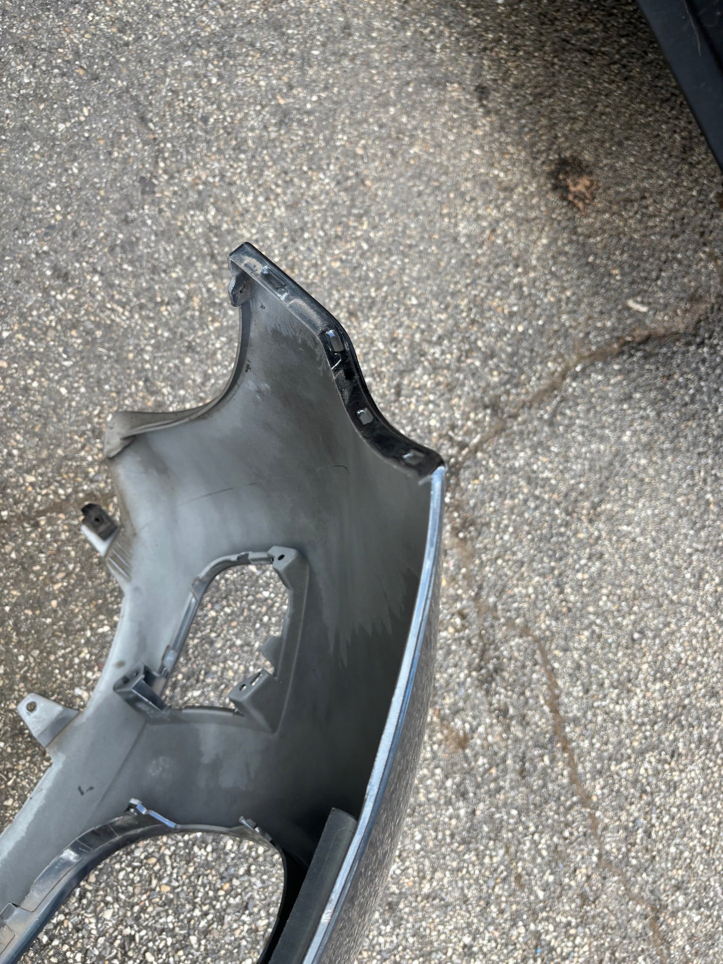 Pare choc avant Peugeot 107
