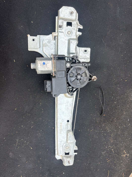 Lève vitre Arrière gauche 2008